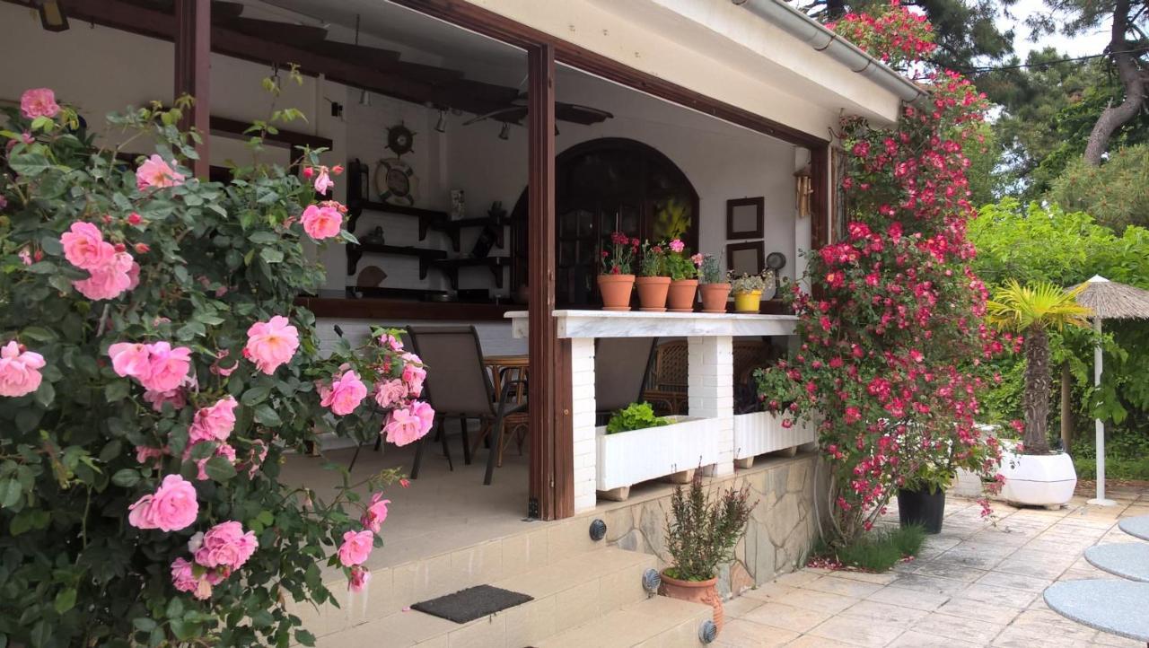 Cavo Paradiso Villa อัสโปรวาลตา ภายนอก รูปภาพ