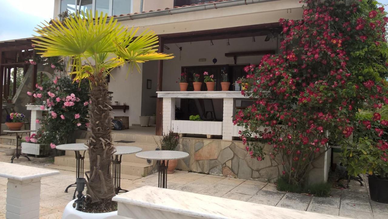 Cavo Paradiso Villa อัสโปรวาลตา ภายนอก รูปภาพ